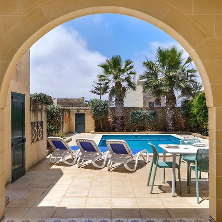 Dar Ta' Censina Villa With Private Pool กฮาสลิ ภายนอก รูปภาพ