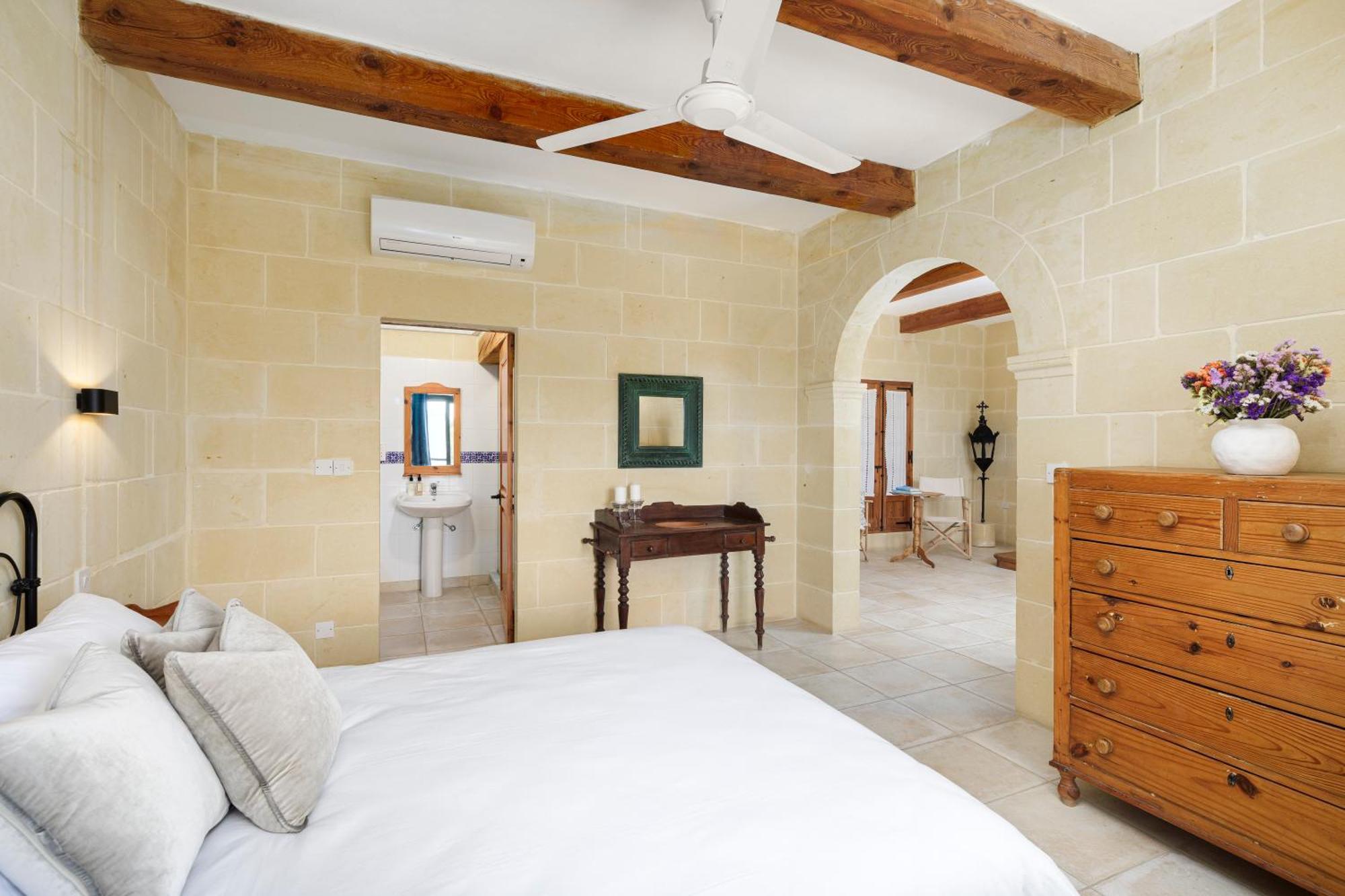 Dar Ta' Censina Villa With Private Pool กฮาสลิ ภายนอก รูปภาพ